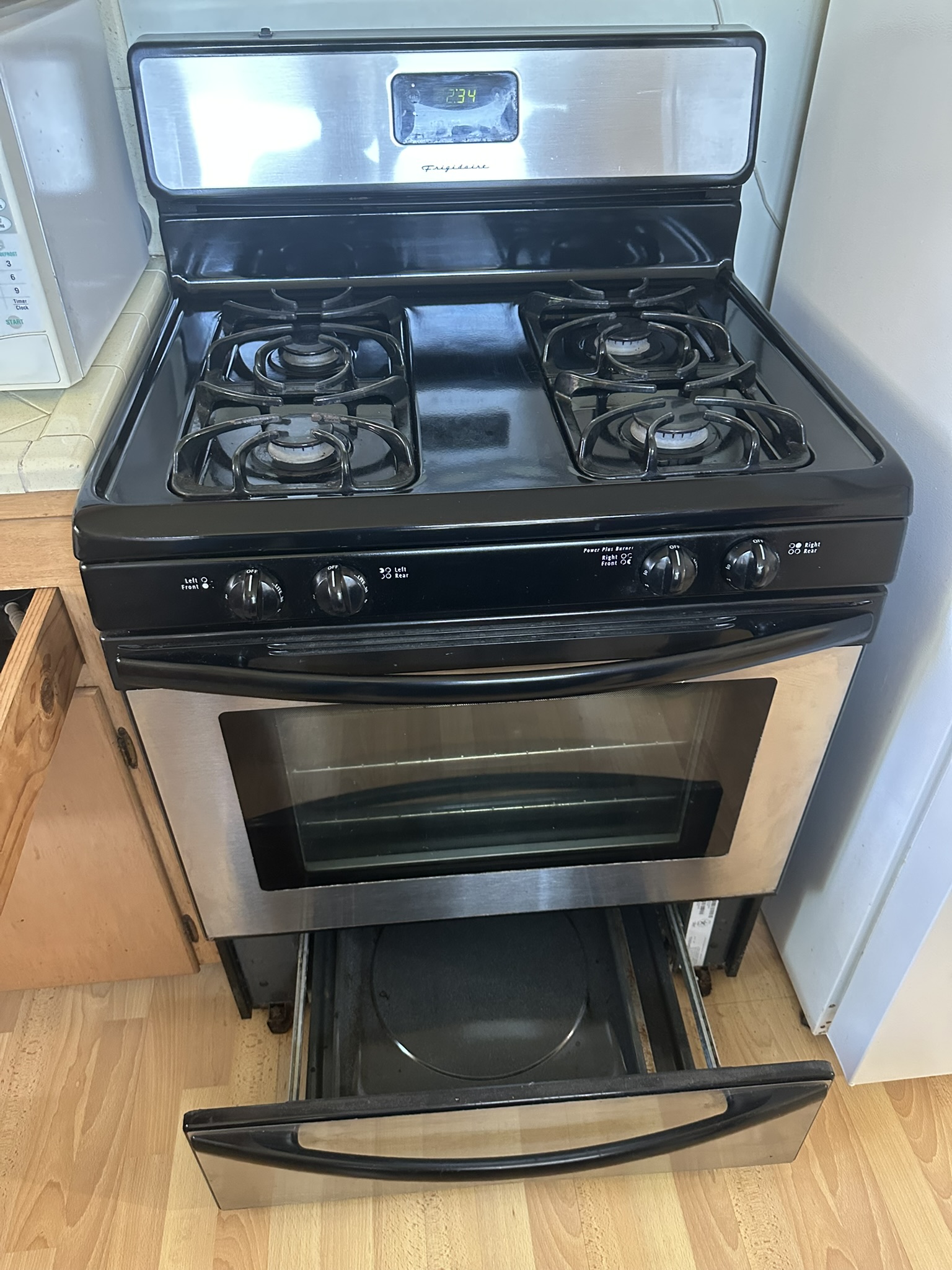 Gas Oven